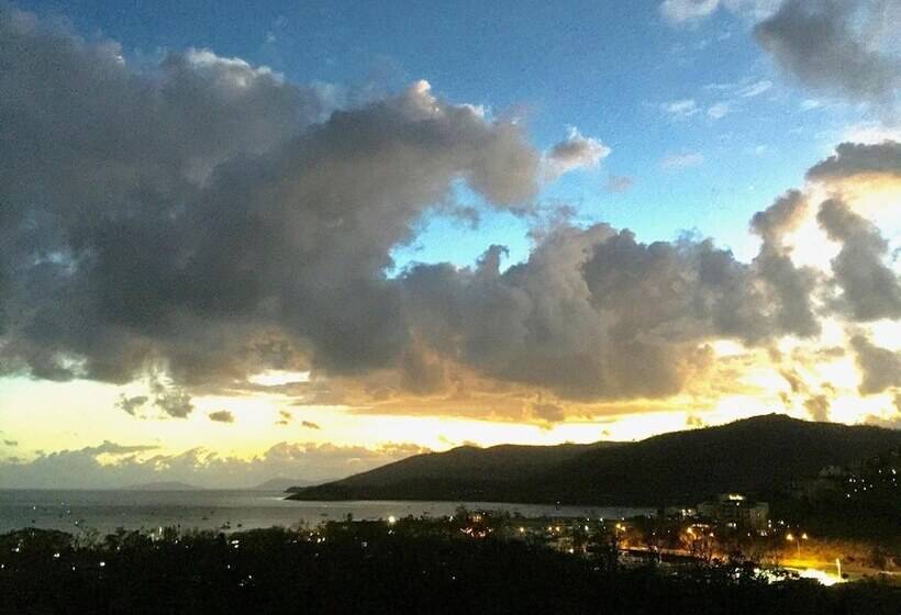 Bed and Breakfast Island Views