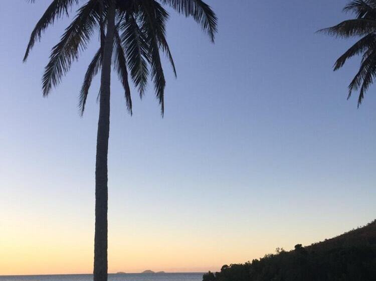 Bed and Breakfast Island Views