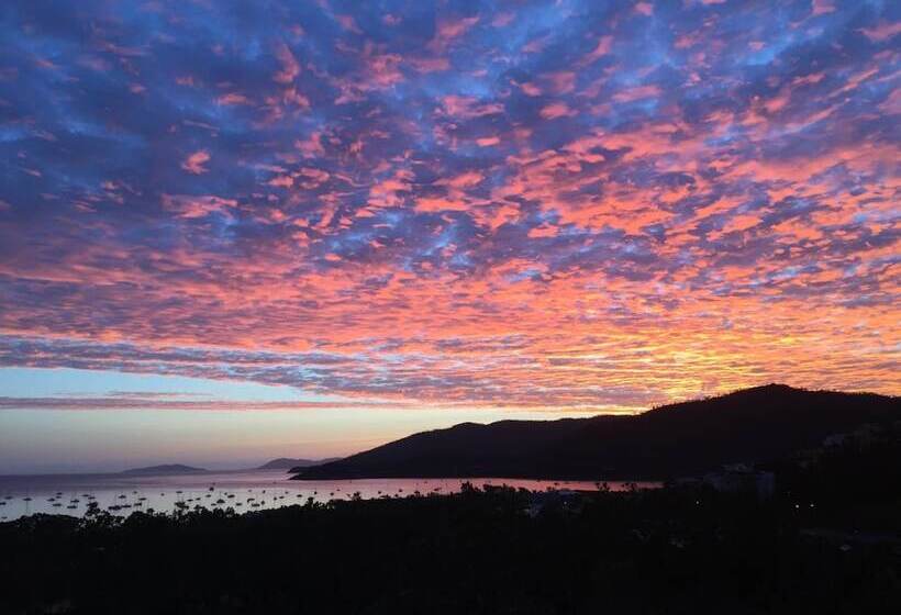 Bed and Breakfast Island Views