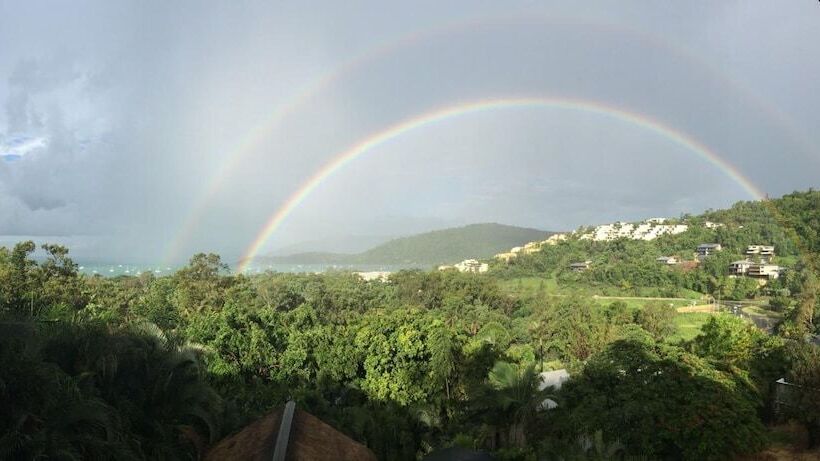 Bed and Breakfast Island Views