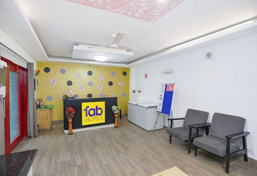 Fabhotel F9 Sector 51