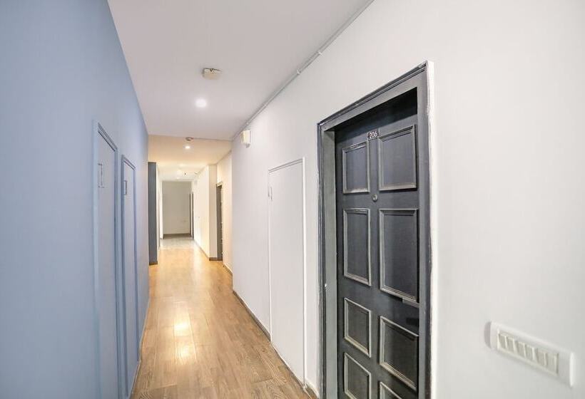 Fabhotel F9 Sector 51