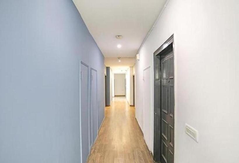 Fabhotel F9 Sector 51