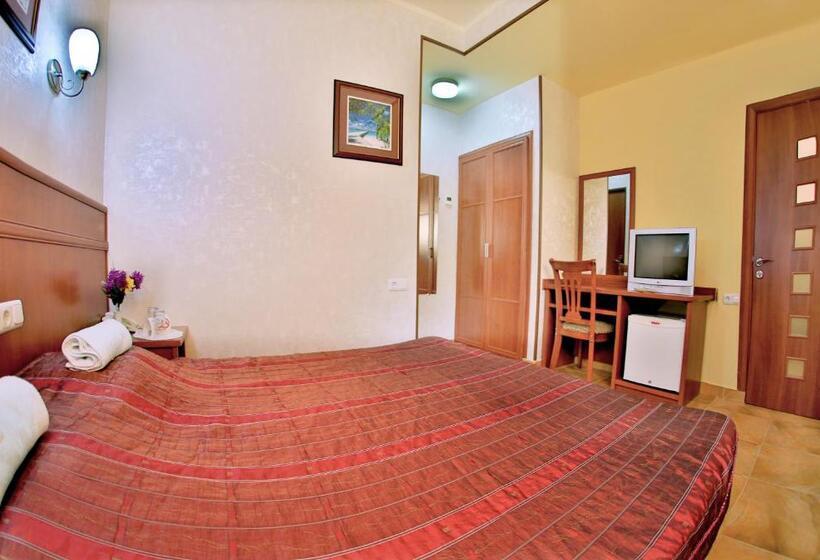 Hostel Jupiter