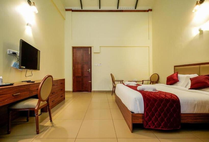 فندق Fern Tree Resort