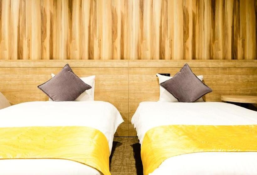 Takuto Hotel Osaka Shinsaibashi