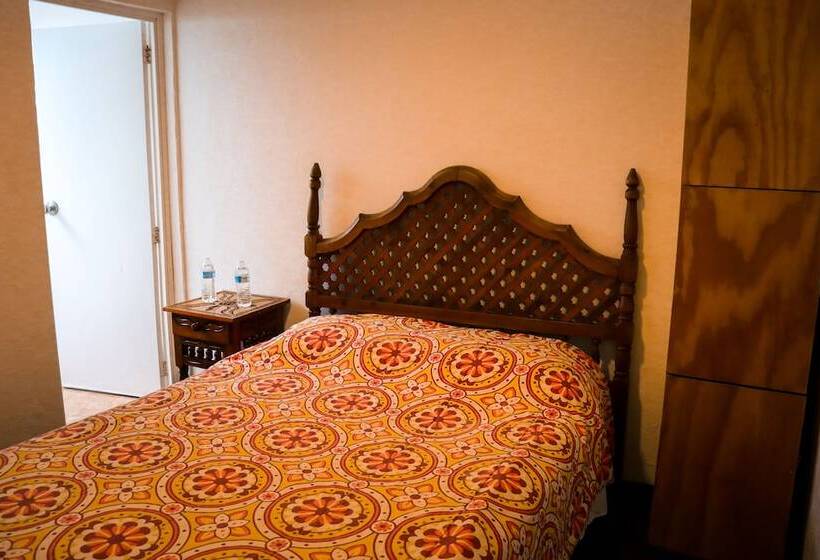 Общежитие Hostal Cuija Coyoacán