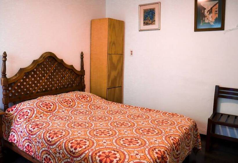 Общежитие Hostal Cuija Coyoacán