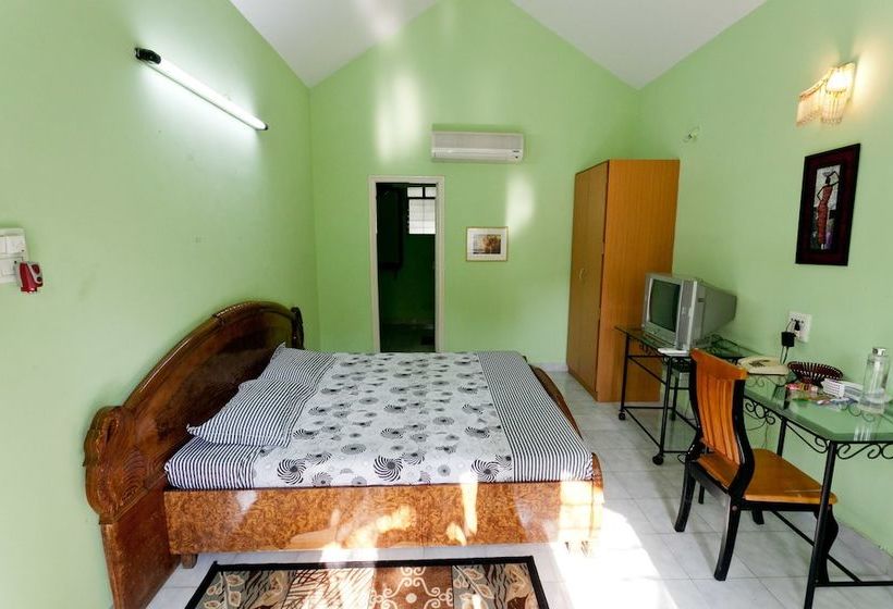 Amigo Serviced Apartments  Chinchwad