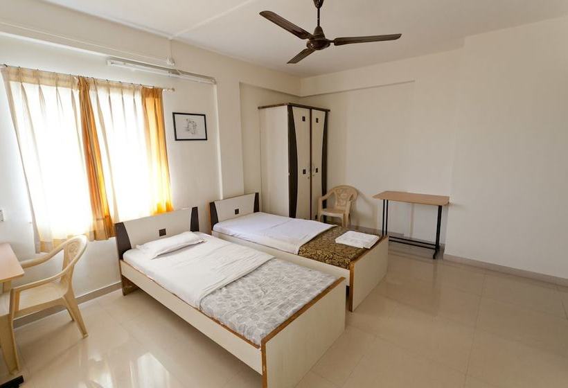 Amigo Serviced Apartments  Chinchwad