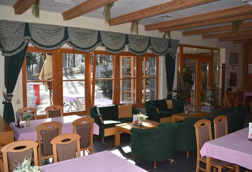 Aparthotel Snjezna Kraljica