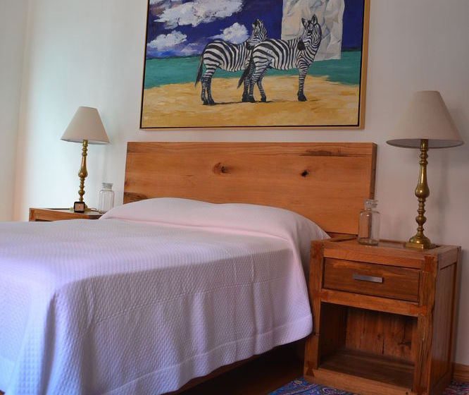 تختخواب و صبحانه Casa Catalina