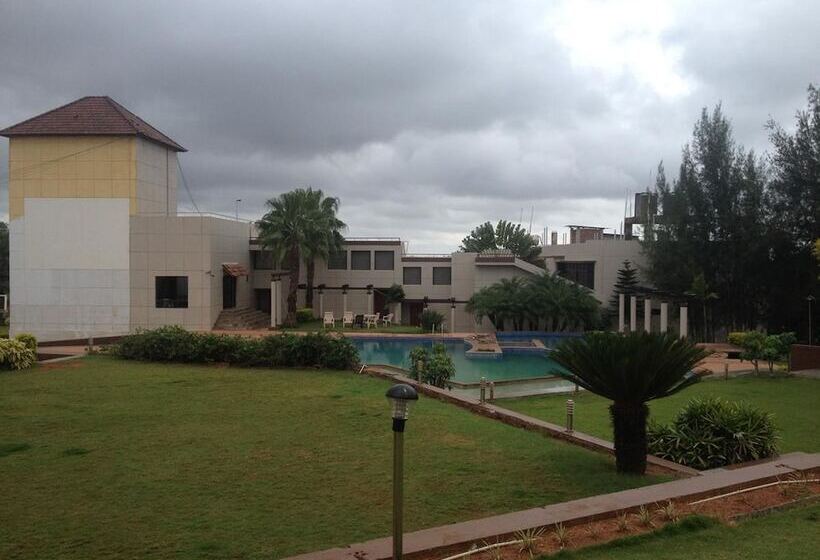 Cotton County Club And Resort