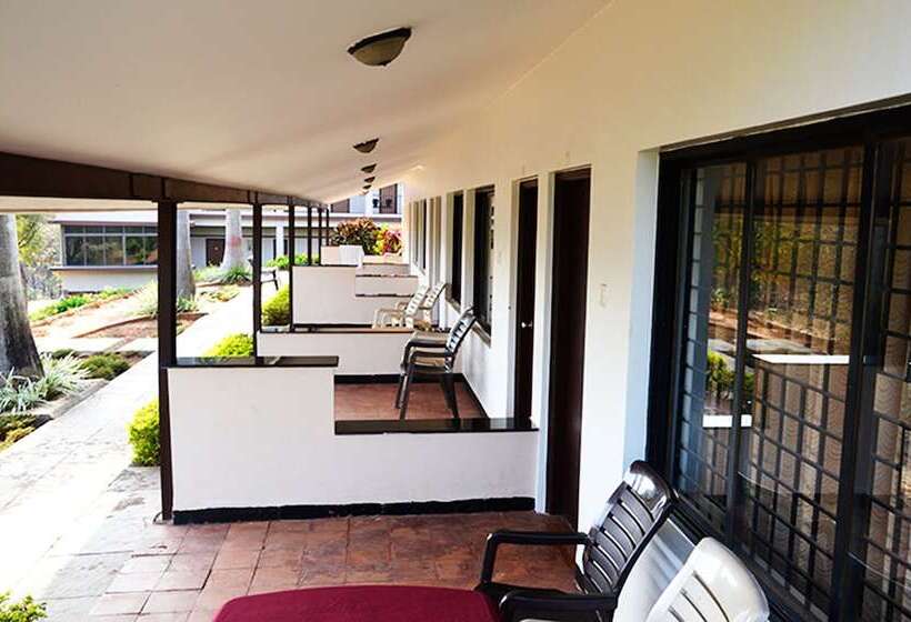 Cotton County Club And Resort