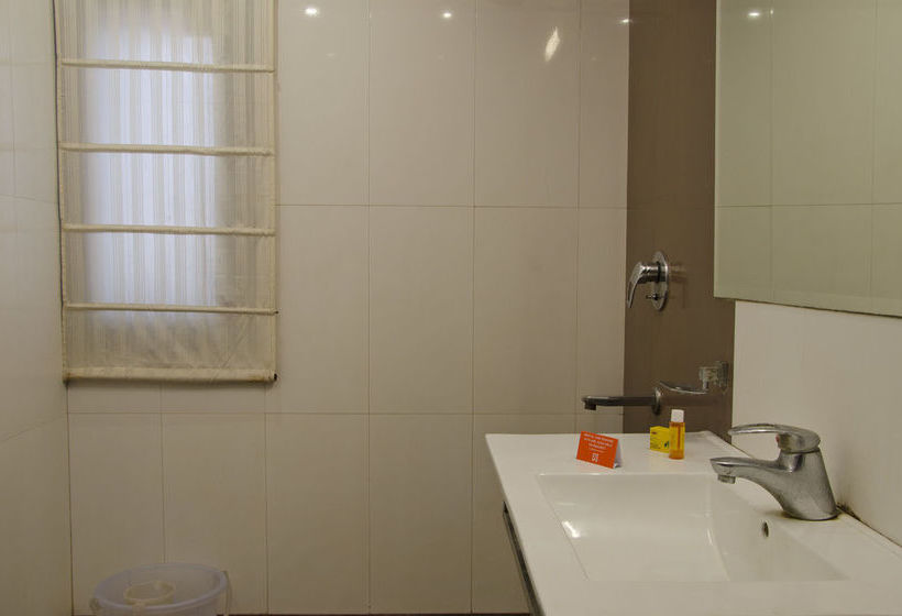 Fabhotel Indraprastha Apollo