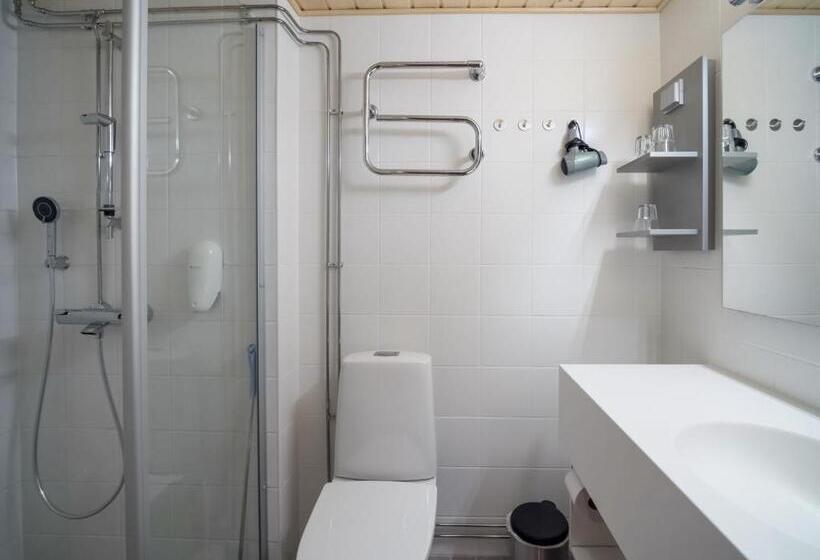 Fell Centre Kiilopää, Hotelli Niilanpää