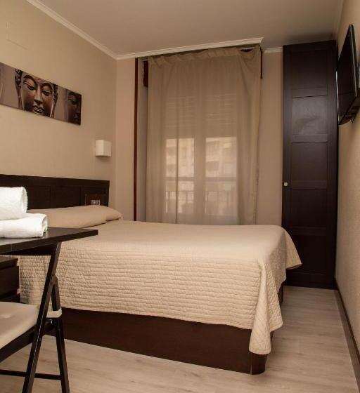 مسافرخانه Alojamiento Catamarán