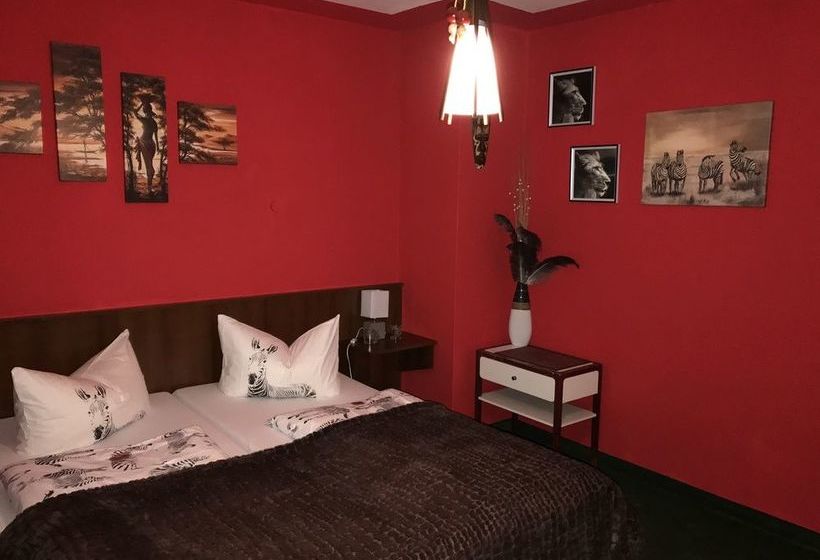 Отель African Safari Lodge