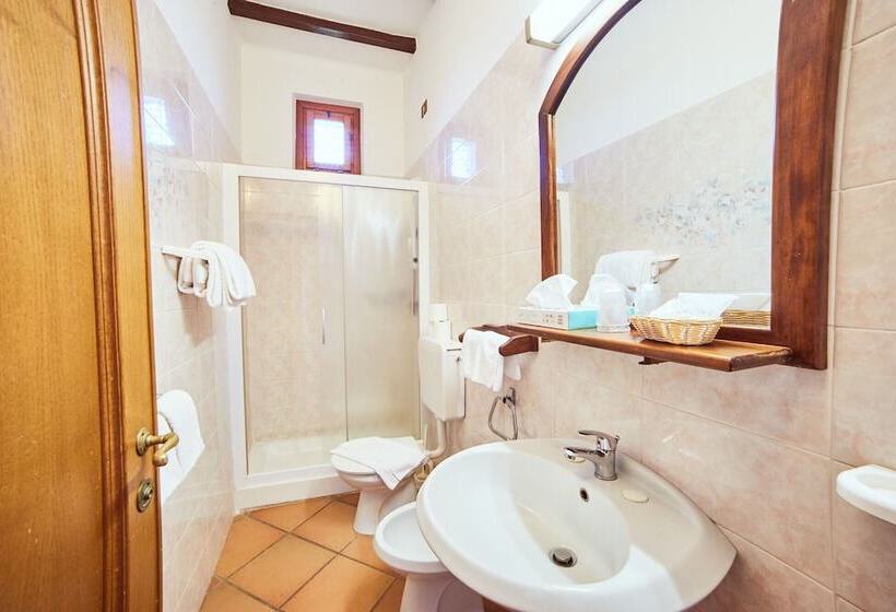 호텔 Agriturismo Palazzo Bandino   Wine Cellar, On Reservation Restaurant And Spa