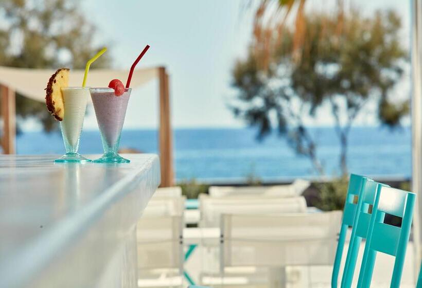 هتل Aqua Blue Beach
