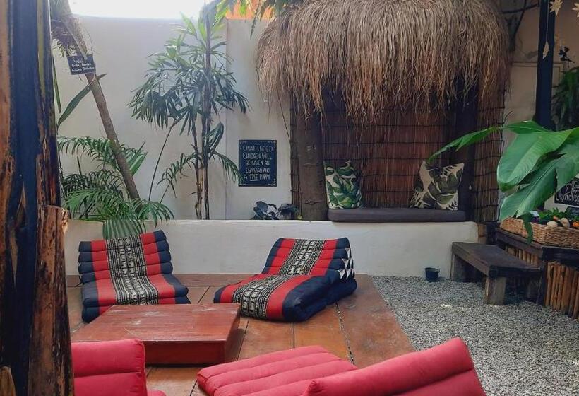 בית מלון כפרי Babel Siem Reap Guesthouse