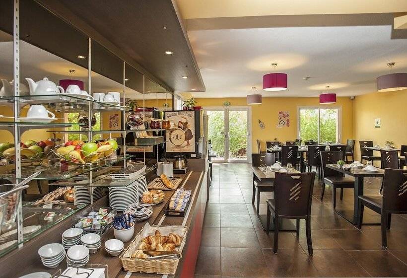 Brit Hotel Confort Montauban