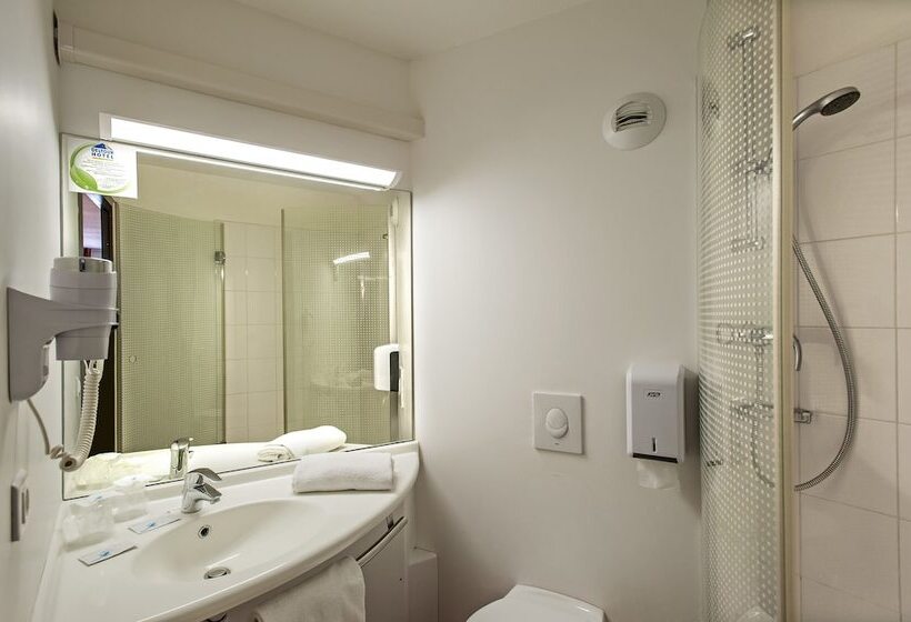 Brit Hotel Confort Montauban