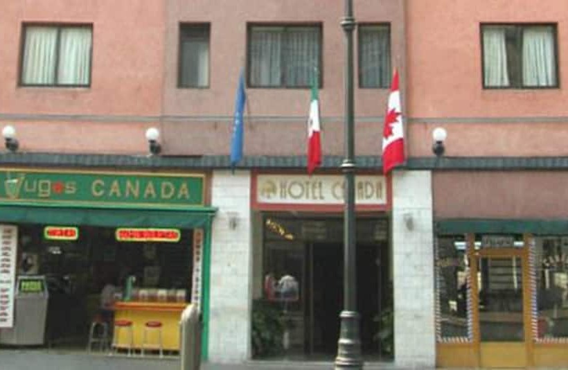 هتل Canada
