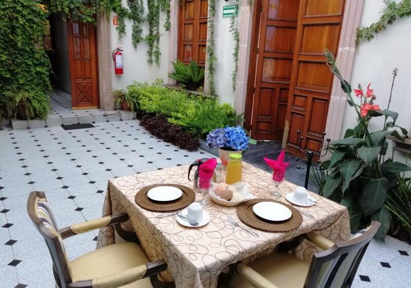 هتل Boutique Casa Del Jardín Aguascalientes