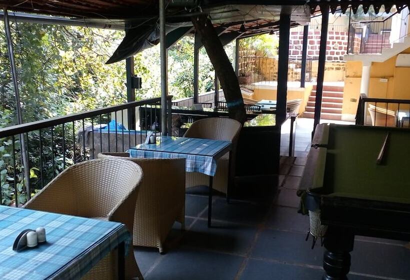 בית מלון כפרי Castle House Palolem