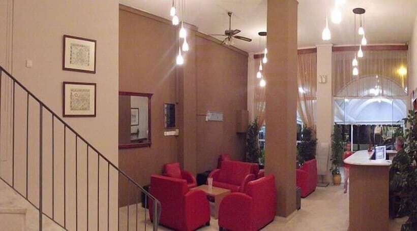 Отель Christina