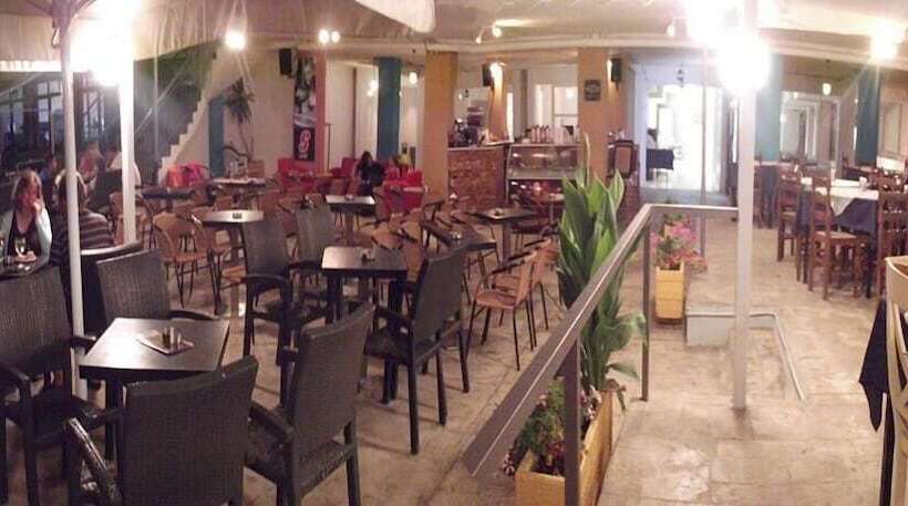 Отель Christina