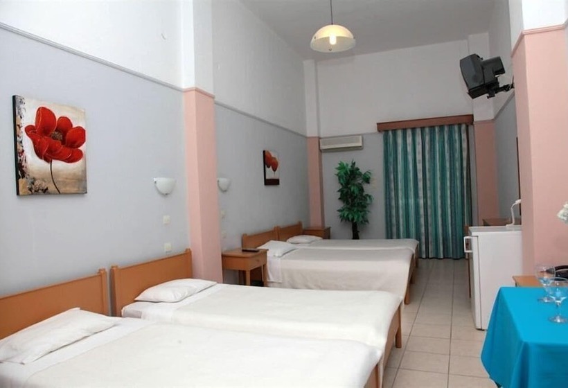 Отель Christina