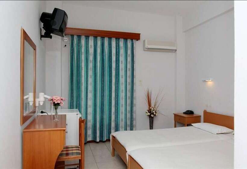 Отель Christina