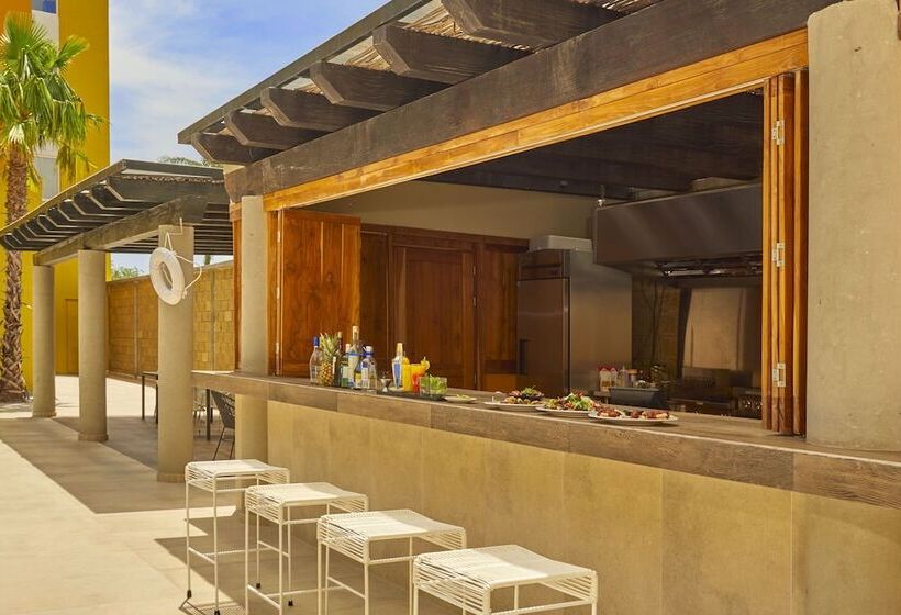 酒店 City Express Suites By Marriott Cabo San Lucas