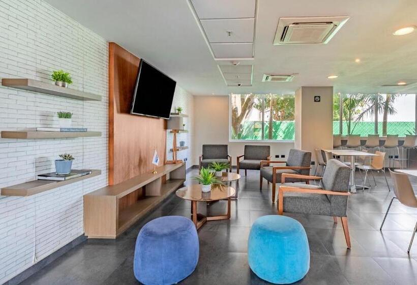 酒店 City Express By Marriott Tuxpan