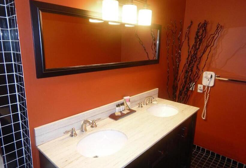 فندق Copper River Inn