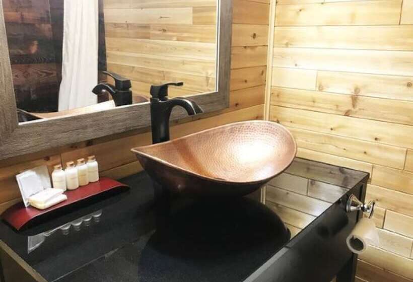 فندق Copper River Inn