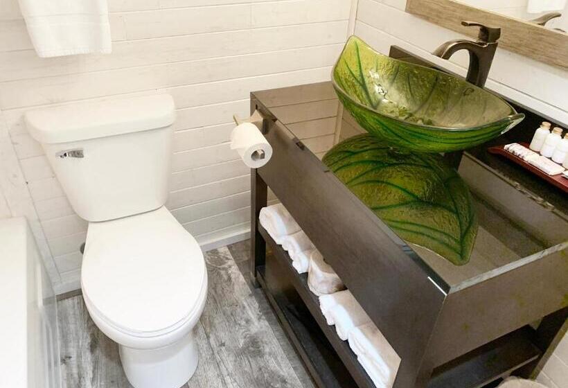 فندق Copper River Inn