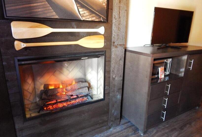 فندق Copper River Inn