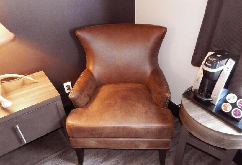 فندق Copper River Inn