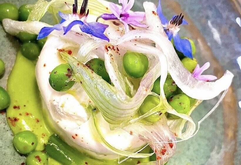 فندق De La Corniche