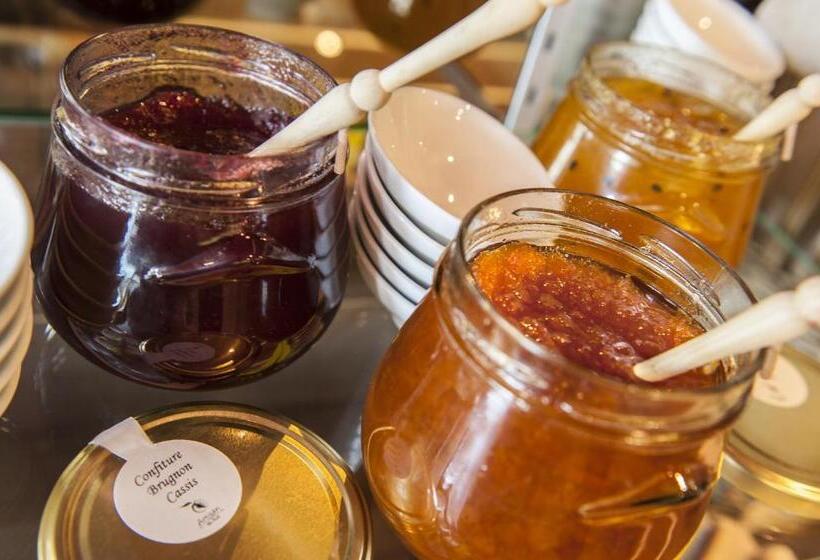 Brit Hotel Confort Montauban