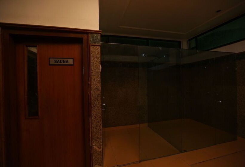 Отель Devi Grand