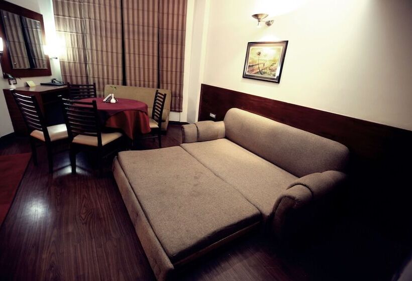 Отель Devi Grand