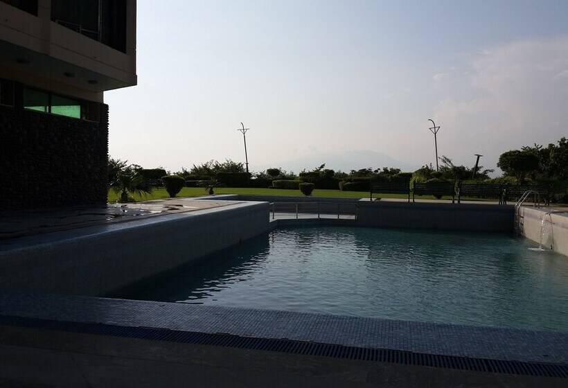 Отель Devi Grand