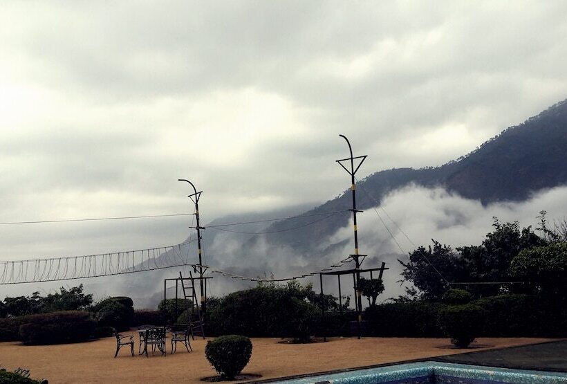 Отель Devi Grand