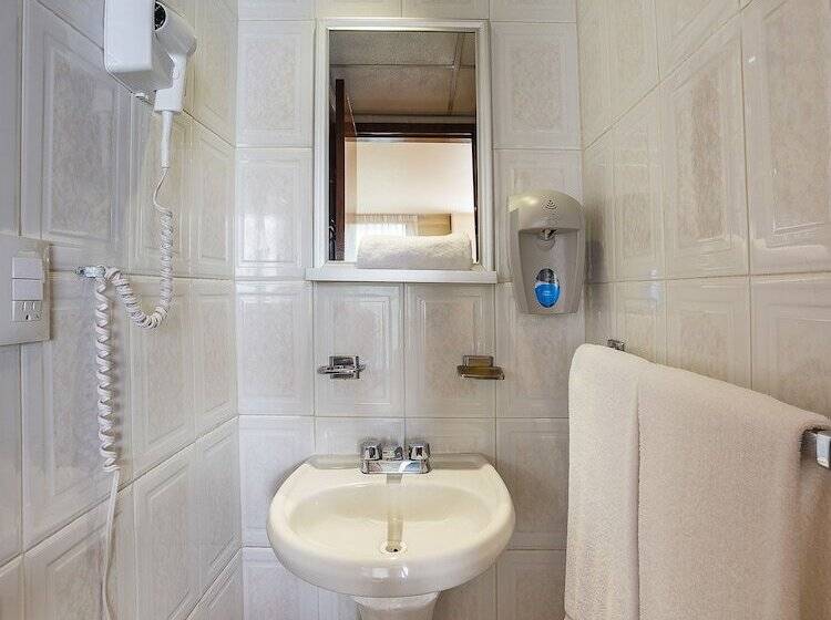 בית מלון כפרי Don Simon