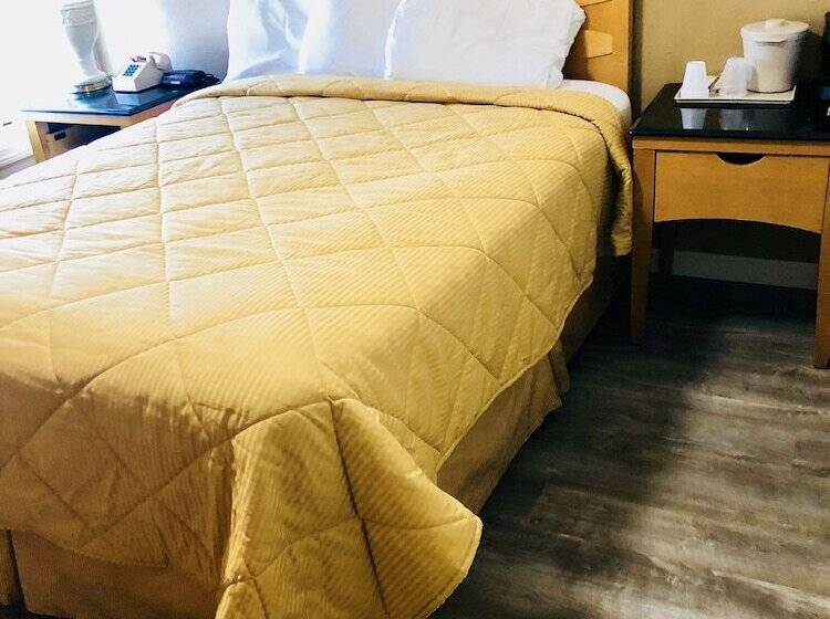 فندق Eastern Inn