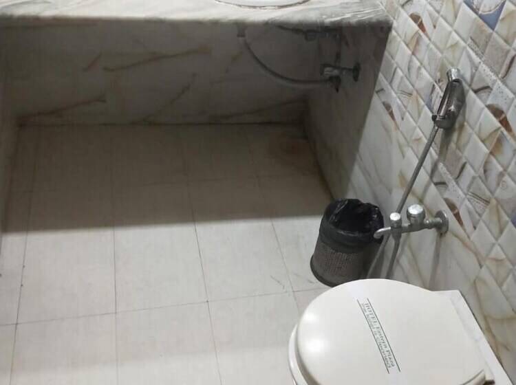 בית מלון כפרי Eastern Plaza